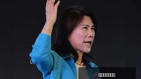 结肠癌患者索赔遇阻，张雪向泰康人寿发起挑战：是公正还是偏见